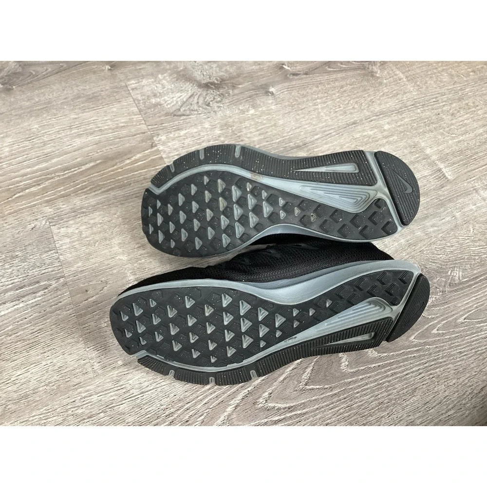 Nike Quest Men's 11.5 M Running Shoes Black Anthracite Grey AV8013-002 Sneakers